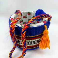 سلة تراثية منسوجة يدويًا