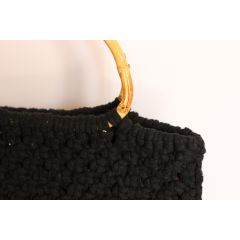 حقيبة كروشيه سوداء